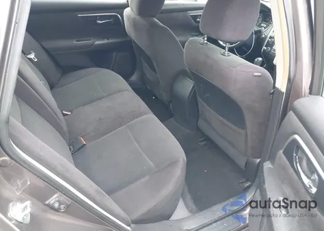 2013 Nissan Altima 2.5 S z USA, uszkodzony, nr VIN 1N4AL3AP9DC916646